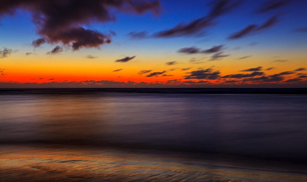 DUSKY MOOD
-- © Copyright 2022 Jaz Fabry Fine Art --